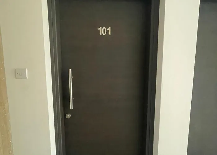 Daniandry * Ларнака